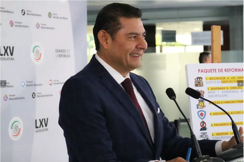 Puebla a la Vanguardia: Armenta Respalda Reformas de AMLO para Restablecer Derechos Constitucionales